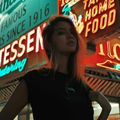 Улжана Жазылбекова, Алматы