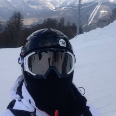 An Ly, Санкт-Петербург