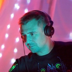 Dmitriy Morozoff, 14.04, Алматы