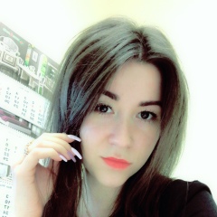 Юлия Ставровская, Санкт-Петербург