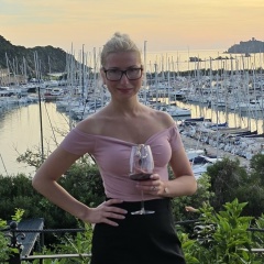 Andrea Venesky, Рига