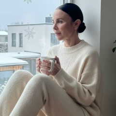 Любовь Неземная, Санкт-Петербург