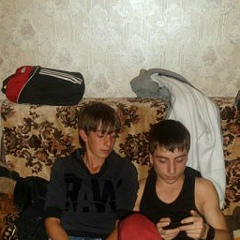 Ishxan Manukyan, Ереван