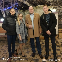 Александр Бобро