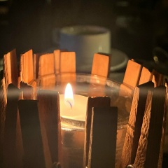 Ұлжан Оңласын, Алматы