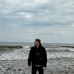 Саша Красавин