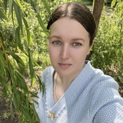 Анастасия Товстолуцкая