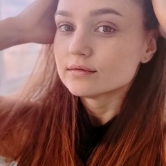 Анна Симонова