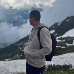 Дмитрий Смольянинов, Санкт-Петербург