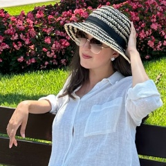 Linusia Elapova, 10.04, Москва