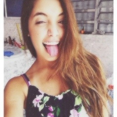 Júlia Tavacci, 06.06.1995, Goiânia