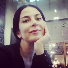 Анжела Х, Грозный