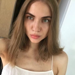 Anna Nikon
