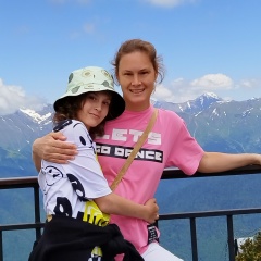 Анюта Волобуева, Москва