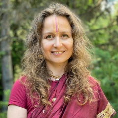 Тина Митусова, 01.01, Москва