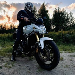 Артем Чумаков, 09.04, Светлый