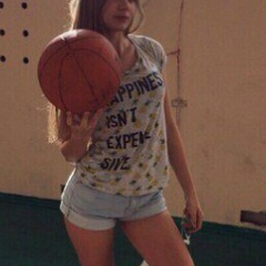 Карина Холод, 26.08.1999, Пятигорск