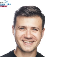 Артем Миронов