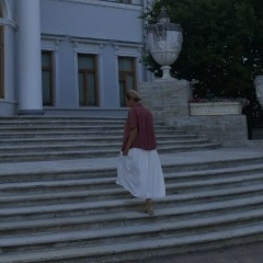 Алёна Вахрушева