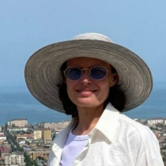 Лариса Иванова, Санкт-Петербург