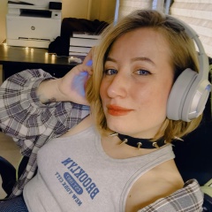 Аня Быкова, Москва