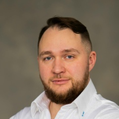 Илья Халявин