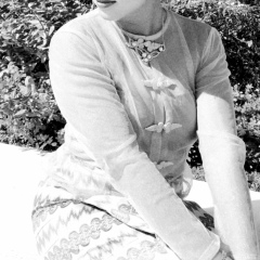 Elle Shwe, 06.03.1983