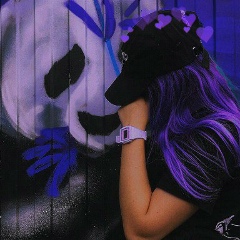 Aimeka Kadyrova, Malé