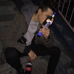 Денис Богданов, 20.04.2000, Санкт-Петербург