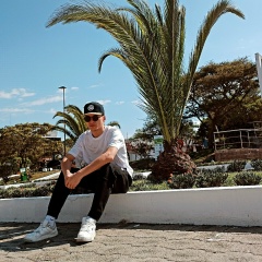 Улар Султанов, 27.01, Saint Louis