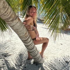 Юлия Андреева, Санкт-Петербург