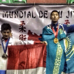 Ермек Абуов, 25.05, Астана