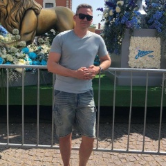 Александр Николаев