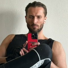 Илья Росляков