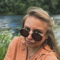 Оля Калачева, Москва