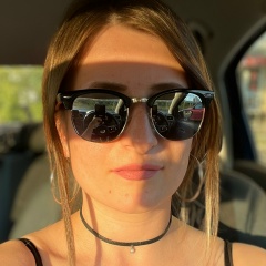 Ксения Жадан, Светлый