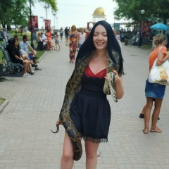 Валентина Лаковая, Мариуполь