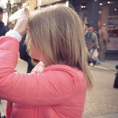 Олечка Казакова, 12.12.1994, London