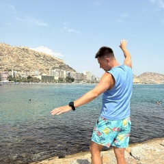 Евгений Старков