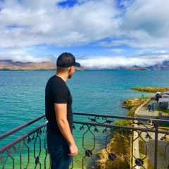 Borya Arustamov, Los Angeles