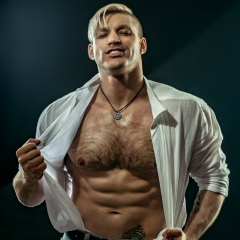 Родион Шелофаст, 21.08, Владивосток