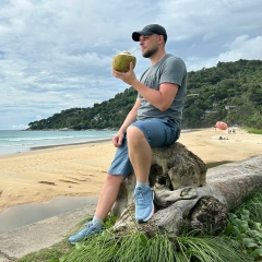 Александр Холов, 23.08, Москва