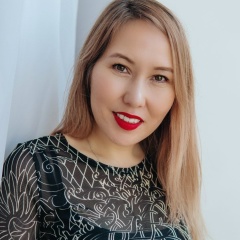 Александра Хон, Санкт-Петербург