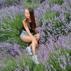 Ксюша Гущеварова, Санкт-Петербург