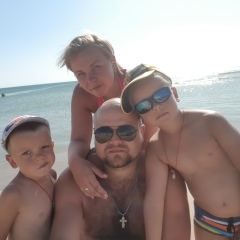 Галя Веселова, Москва