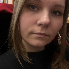 Lia L