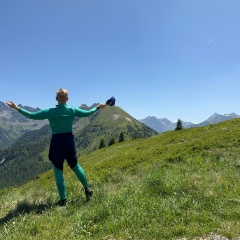 Оля Бани, 24.12