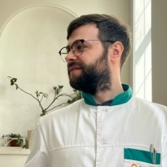 Владимир Тенник