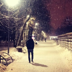 Roma Kartoev, Москва