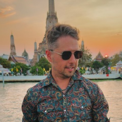 Сергей Сергио, Praha